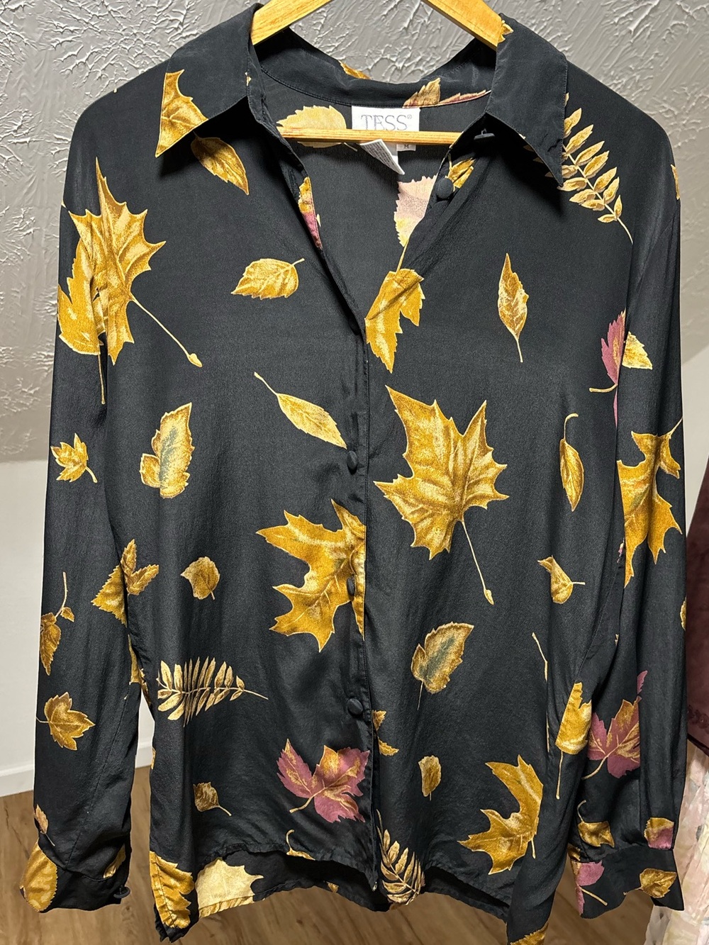 Vintage Tess silk button down with leaf motif, medium